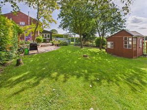 Gardens- click for photo gallery